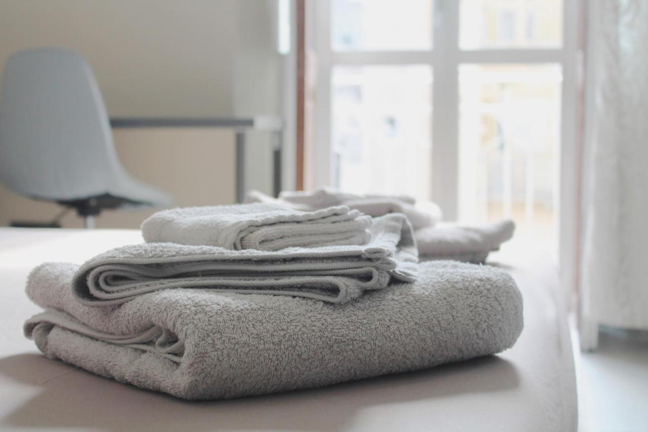 Porta Susa X6 - Freeparking Wi-Fi E Netflix Apartment Turin Ngoại thất bức ảnh
