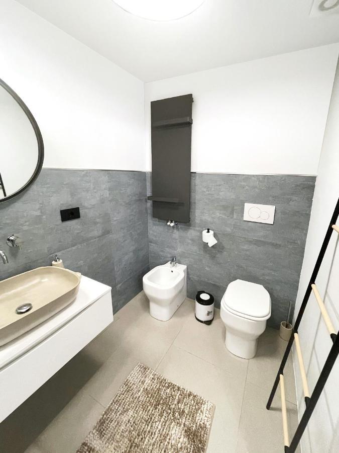Porta Susa X6 - Freeparking Wi-Fi E Netflix Apartment Turin Ngoại thất bức ảnh